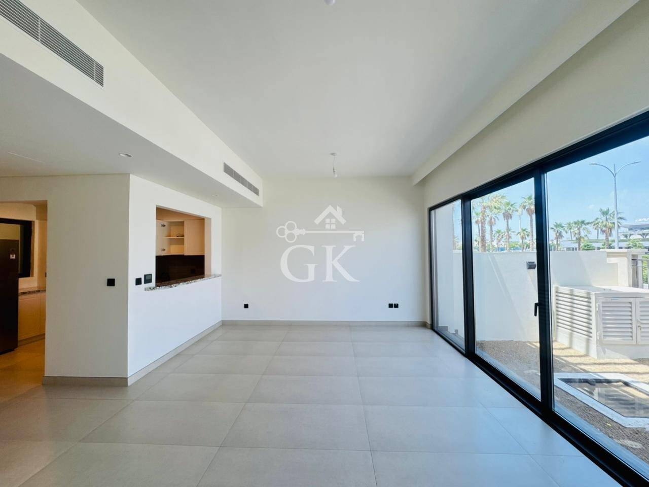 4 Bed Townhouse  Single raw